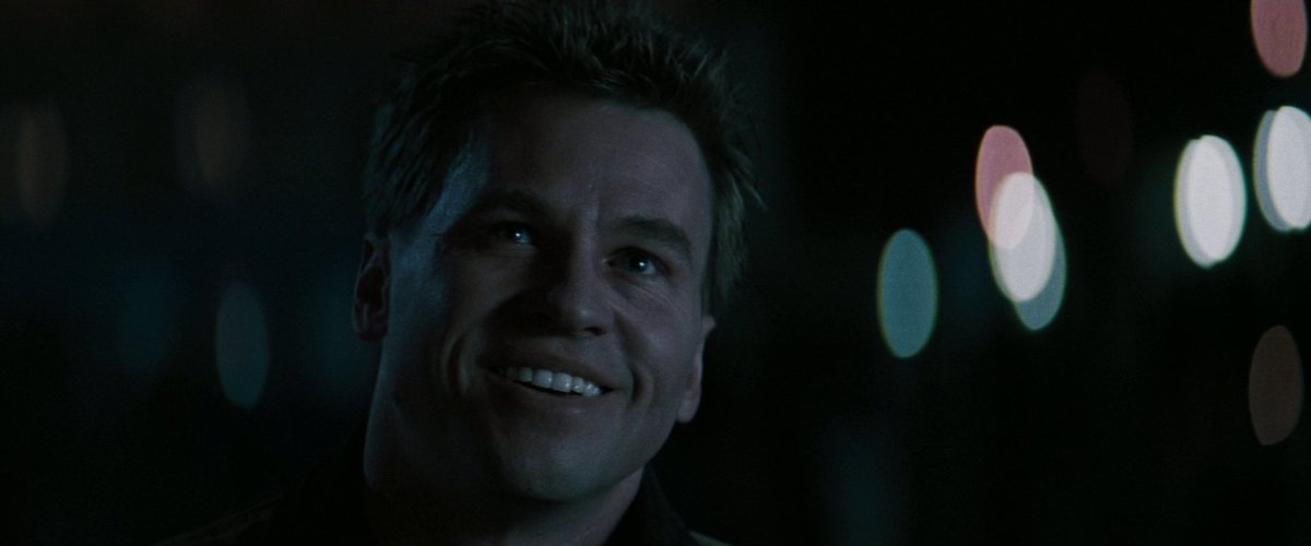heatframes's tweet photo. HEAT (1995) - FRAME 2703 https://t.co/LkuC7xTHh9