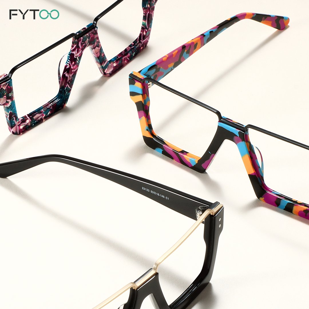 Fytoo_brand's tweet photo. Splashed some paint on my face and called it a personality. 🎨

👓Eirwen     SPU: FT125814

Link in bio.
#fytoo #eyeglasses #eyewear #glassesfashion #prescriptionglasses #optical #outfitidea #lifeinframes https://t.co/uL0HgOOCZZ