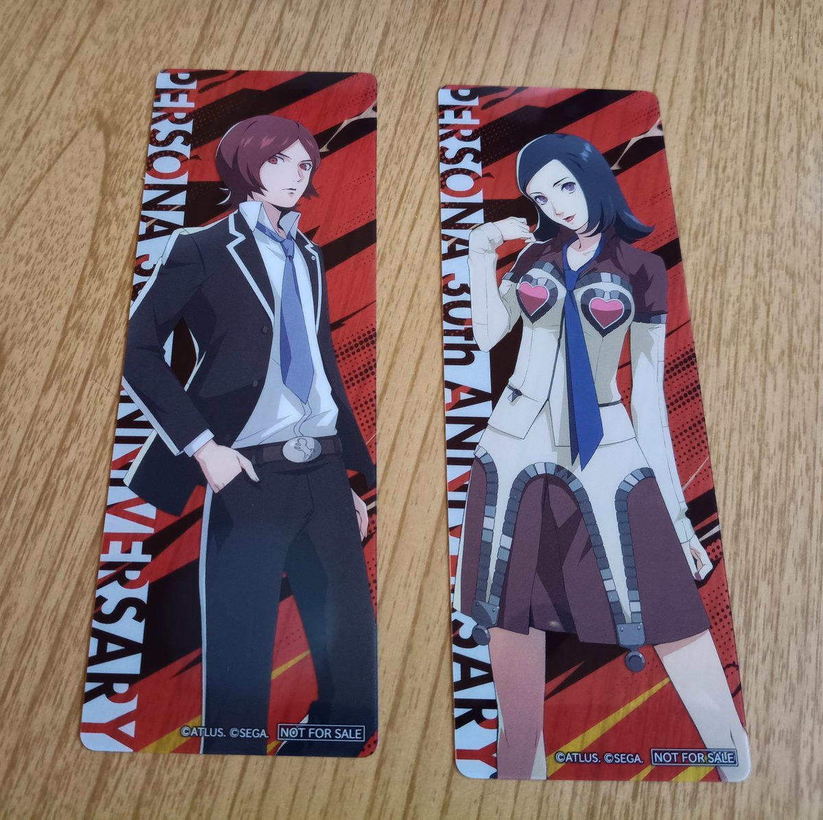 bucchi2018's tweet photo. アニメイト行ったらペルソナ30thのフェアやっててしおりもらった🎵
ランダムで渡してるそうだが、ピアスの少年から神城渚まで並んでて手前から順番に配布してるんじゃないかな？知らんけど。
#p30th
#ペルソナ
#アニメイト https://t.co/HIS9utGmnY