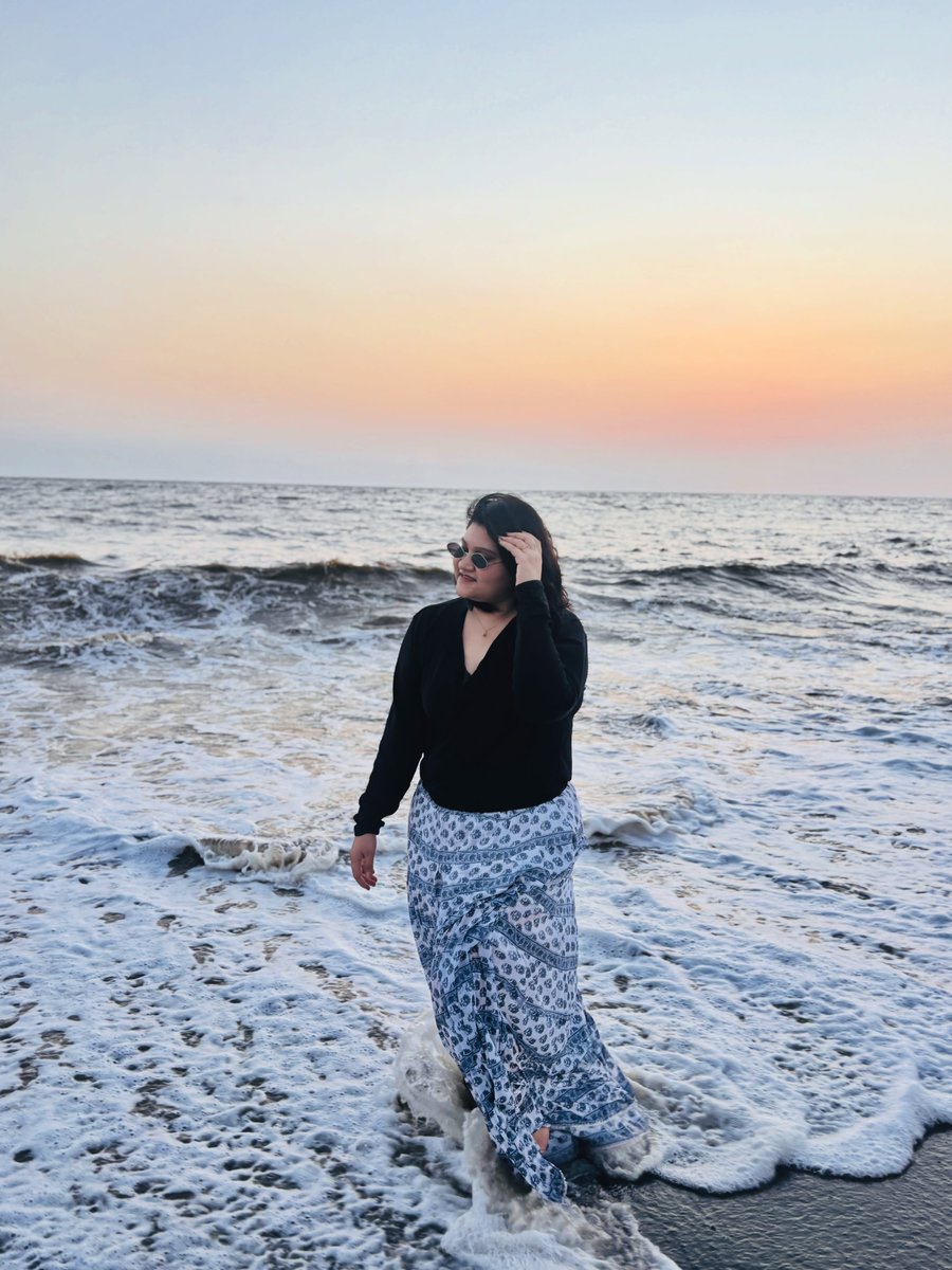 starmusicproduc's tweet photo. Beach vibes. https://t.co/7owE38HKv0