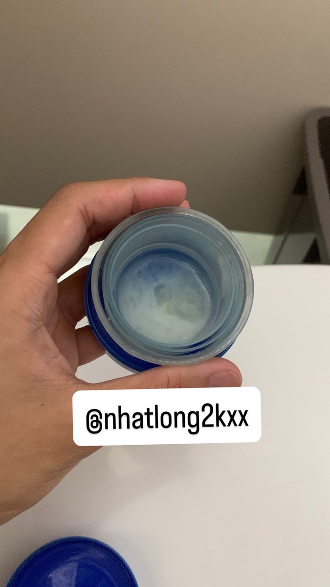 nhatlong2kxx's tweet photo. Như đã hứa với các fen bên IG =))))))
Thực đơn trưa nay của tui có sữa chuối nguyên chất của em trai 18 :))) https://t.co/FKoetoeSEQ