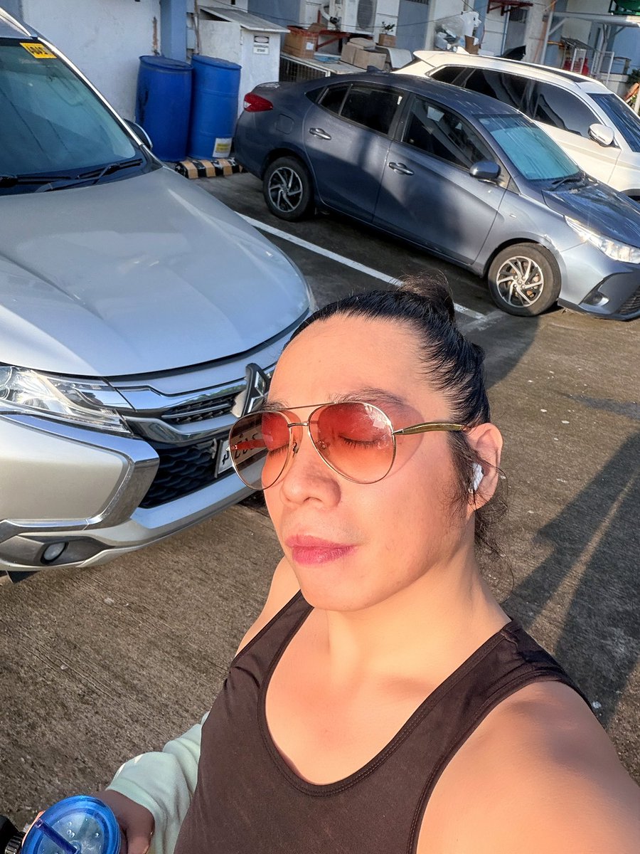 Tookie_27's tweet photo. Thank Lord For This Beautiful Day✨🙏🏼🌤️🥰
#Blessed
#ThankYouLord
#GodIsGood https://t.co/yv2bKkZ49s