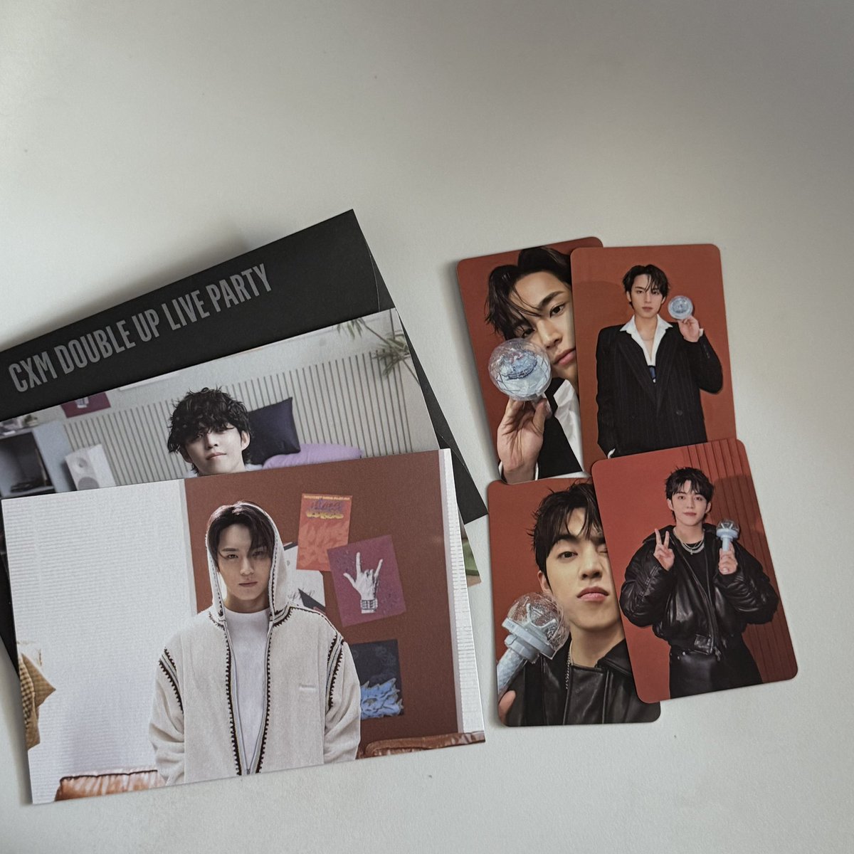 cartbycheolie's tweet photo. cxm hype vibes anniversary giveaway! ⭐️

3 lucky winners of:
• 1 cxm dc postcard
• 2 cxm double up carat zone (random)

mechanics
• open to ph carats only
• winners will shoulder sf
• rt + reply your favorite cxm moment (no qrts!)

ends on 09/30, 11:59pm 🫶🏻 good luck! https://t.co/2ETbVmGcvu