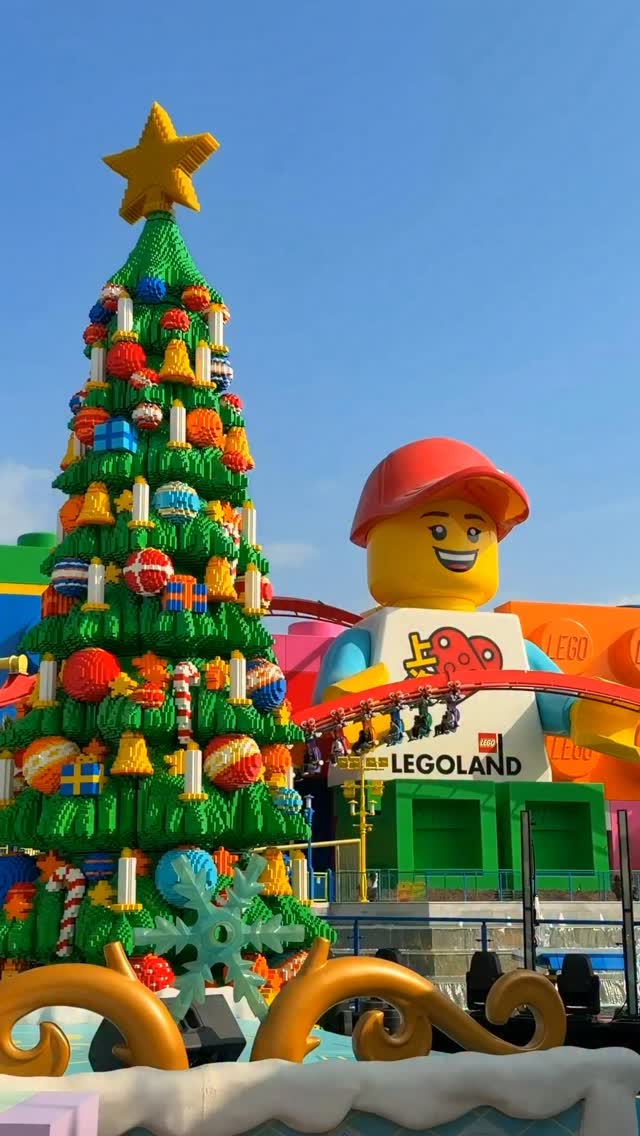 Stephanie6598's tweet photo. We spent a day at the world’s biggest LEGOLAND. The miniature cities were incredible, with moving trains and amazing details. Perfect for families, not too crowded, and there’s a huge outlet mall right outside. https://t.co/QBk9iWDFr8