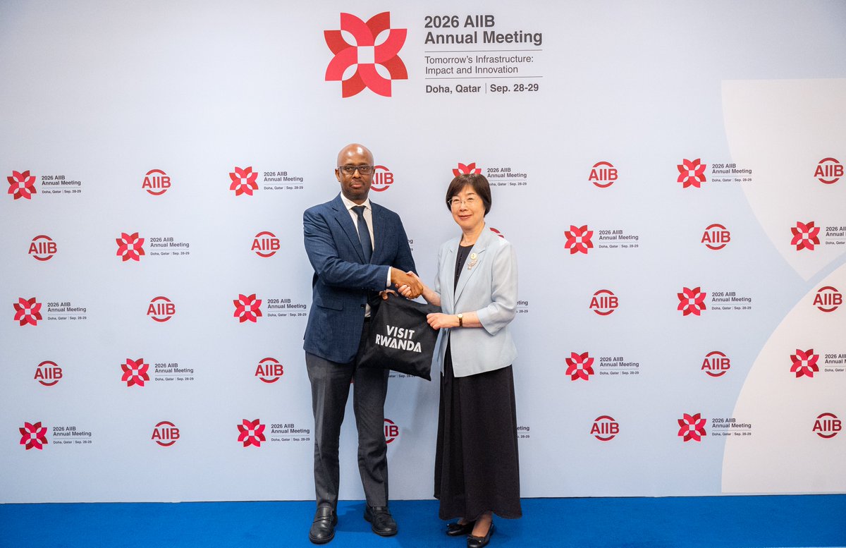 RwandaFinance's tweet photo. Minister @Yusuf_Murangwa met with H.E. Zou Jiayi, President of the Asian Infrastructure Investment Bank (AIIB), during the 11th Annual Meeting in Doha.

The discussions focused on Rwanda's ongoing development cooperation with AIIB and explored opportunities to deepen collaboration in sustainable infrastructure and climate-focused economic growth.
#AIIBannualmeeting