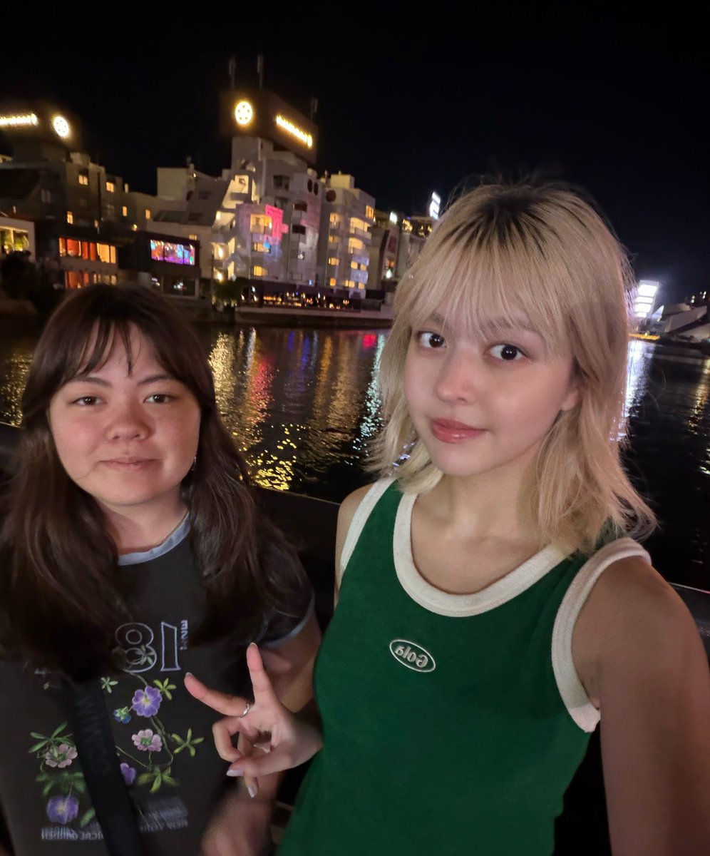 nmixxpics_'s tweet photo. 260930 🐨🫧 with her sister, Amy! https://t.co/5Oq56cXiBB