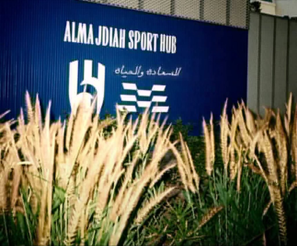 eiiix0ll's tweet photo. دائماً جيات الربوع غير
يا ليت كل الأيام مثل « الربّـوع»
الهلال يعود للتدريبات اليوم💙 https://t.co/8qtVL45NQm