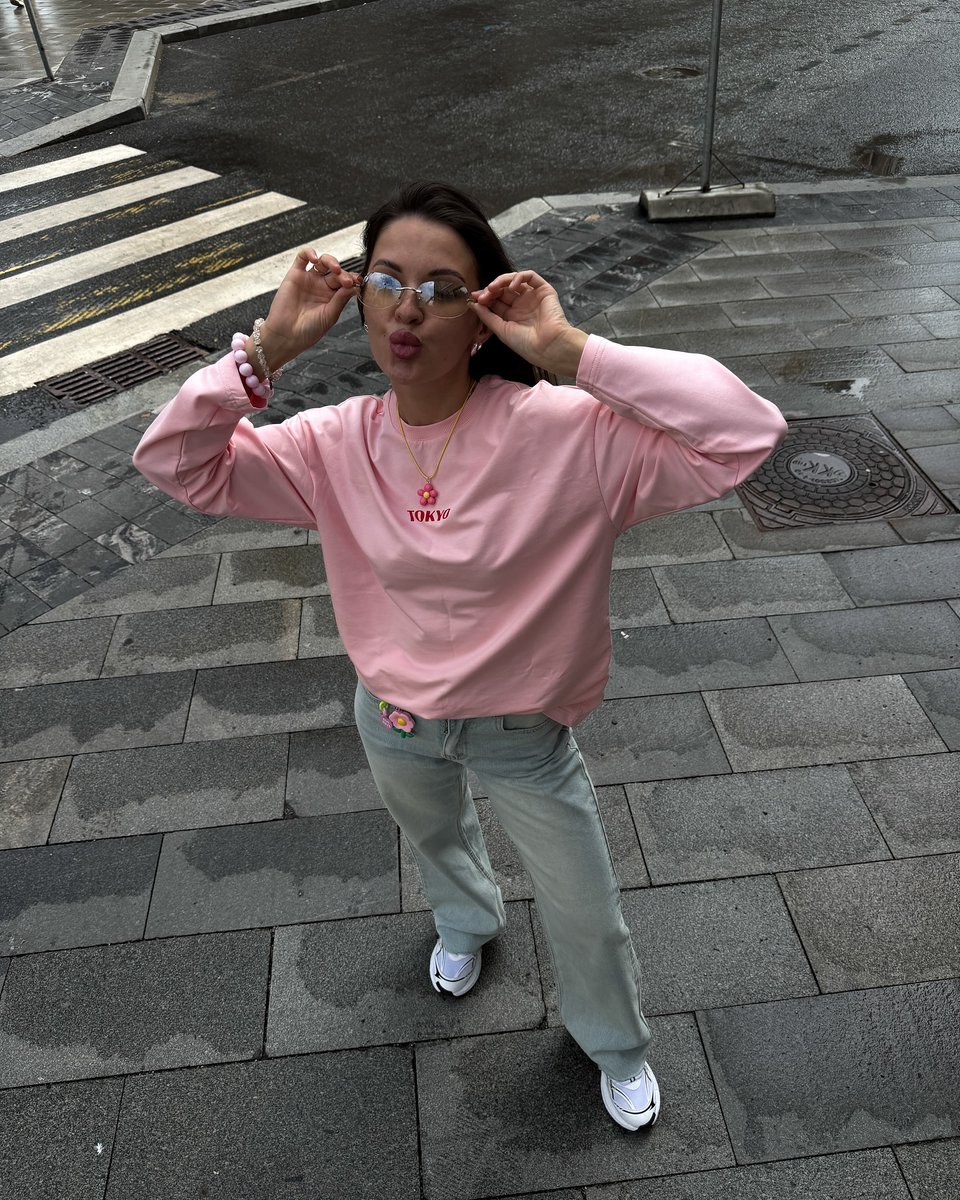 NaeJae25's tweet photo. Photo shared by Anastasia Sukhanova, stylist, on June 25, 2025, tagging @streetstyled, @ootdmagazine, @lookwis, @zara, @bonbon_chic, @streetstyle__daily, and @cahierdetendances. https://t.co/HJZwUswEyn