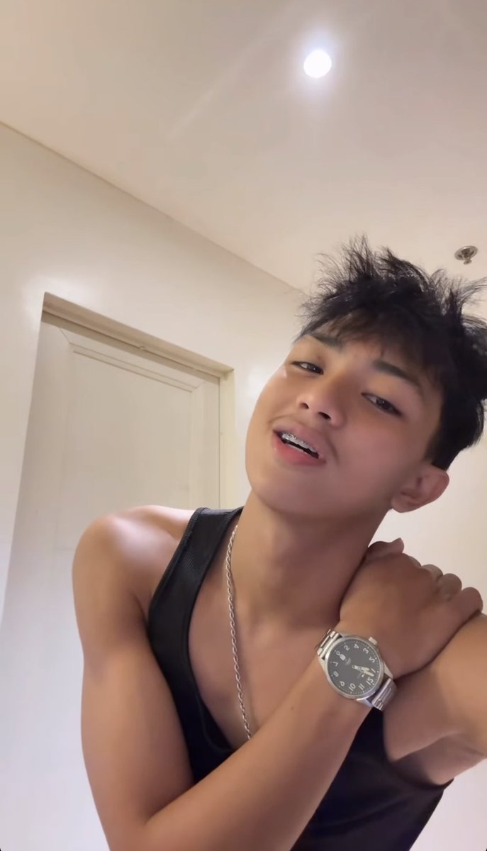 thirstday0's tweet photo. https://t.co/9a9CtKeUnC