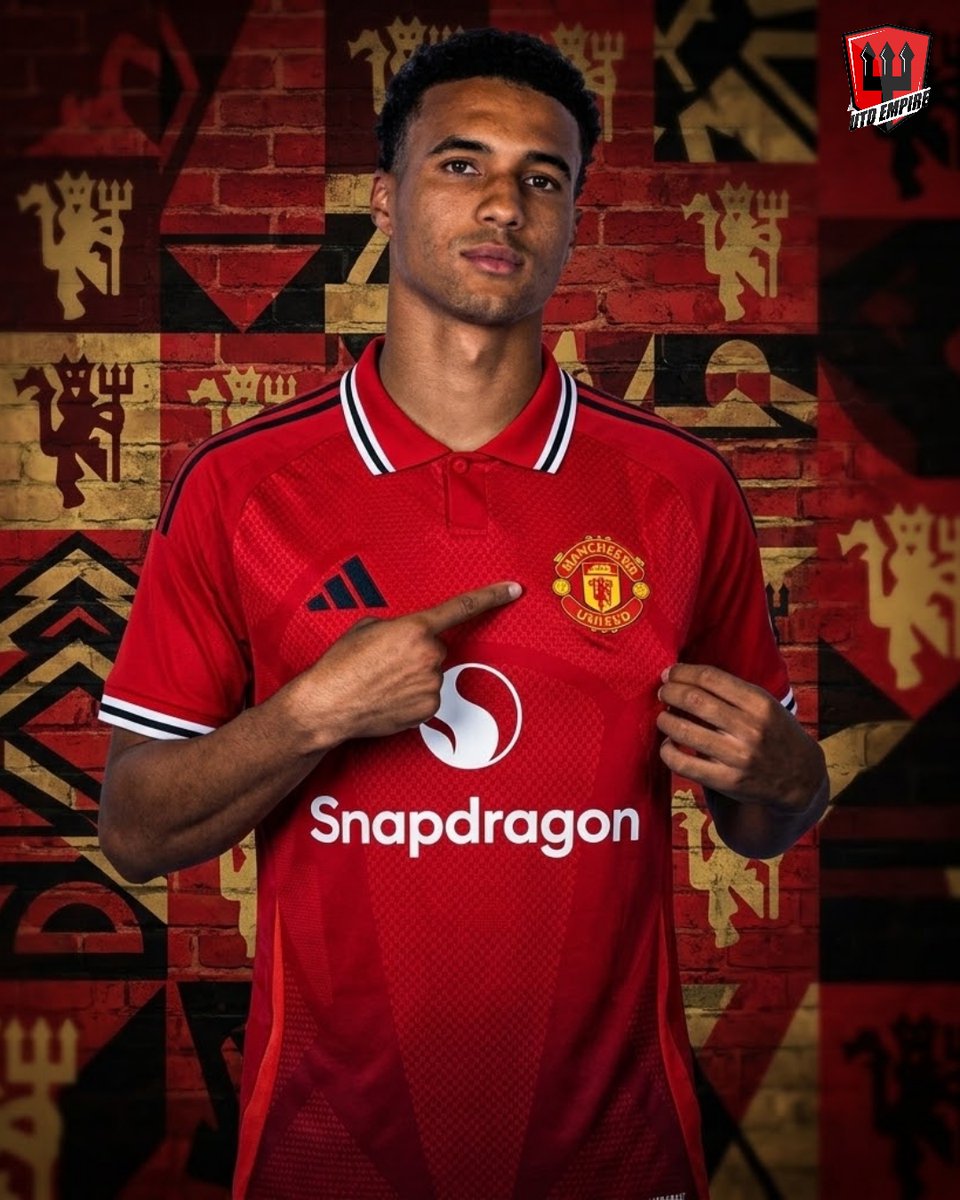 ManUtdXtra's tweet photo. 🚨 TRANSFER BATTLE! Man United and Arsenal are both eyeing up a move for Porto’s highly-rated 22-year-old right-back, Alberto Costa. 🇵🇹👀

However, the PL duo face a massive tug-of-war, with PSG also lurking in the background ready to hijack the deal! 💰⚽️

(CaughtOffside) https://t.co/6LJWubUha0