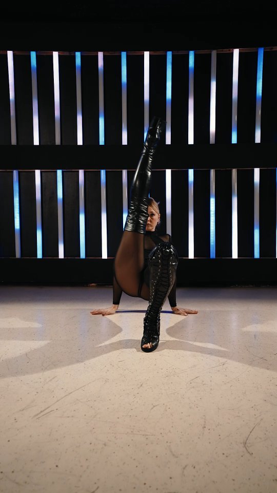 Emilyypni34's tweet photo. Satisfaction” – Benny Benassi 
Choreo: mine @olgagolosok 
Video: @mix_videos_1337 https://t.co/Nw5BOnS2c1