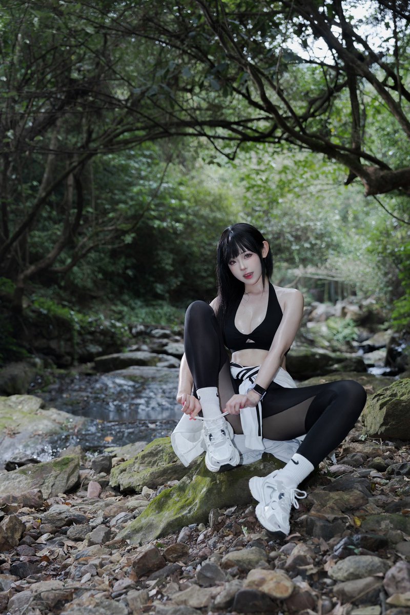 mikomikoww's tweet photo. A little escape into the wild. 🌿🖤 https://t.co/N1IMrK6VtN