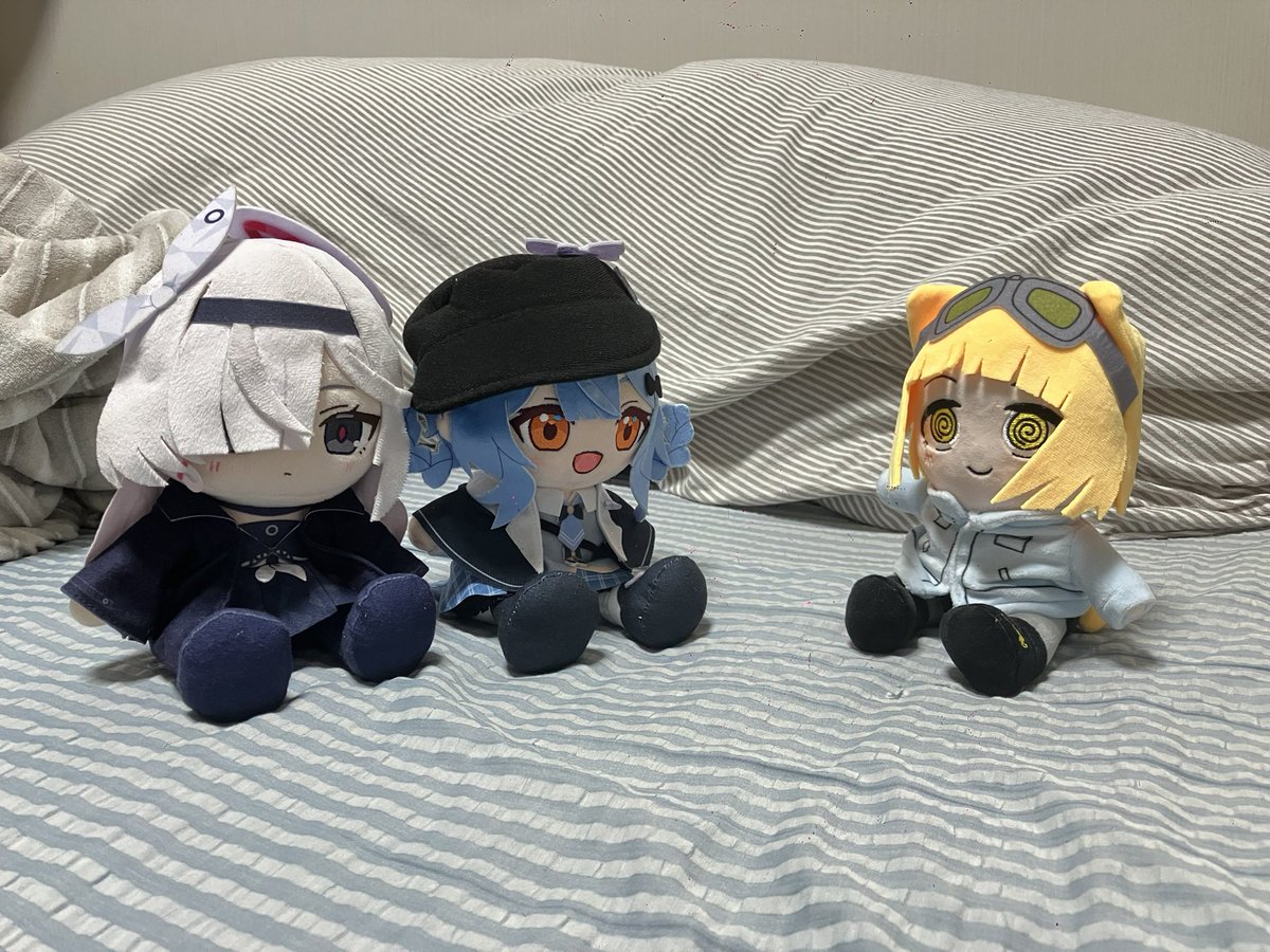 karukama6's tweet photo. (誰だ…)   (誰だ…)                       (誰だ…) https://t.co/mlA12WNGqn