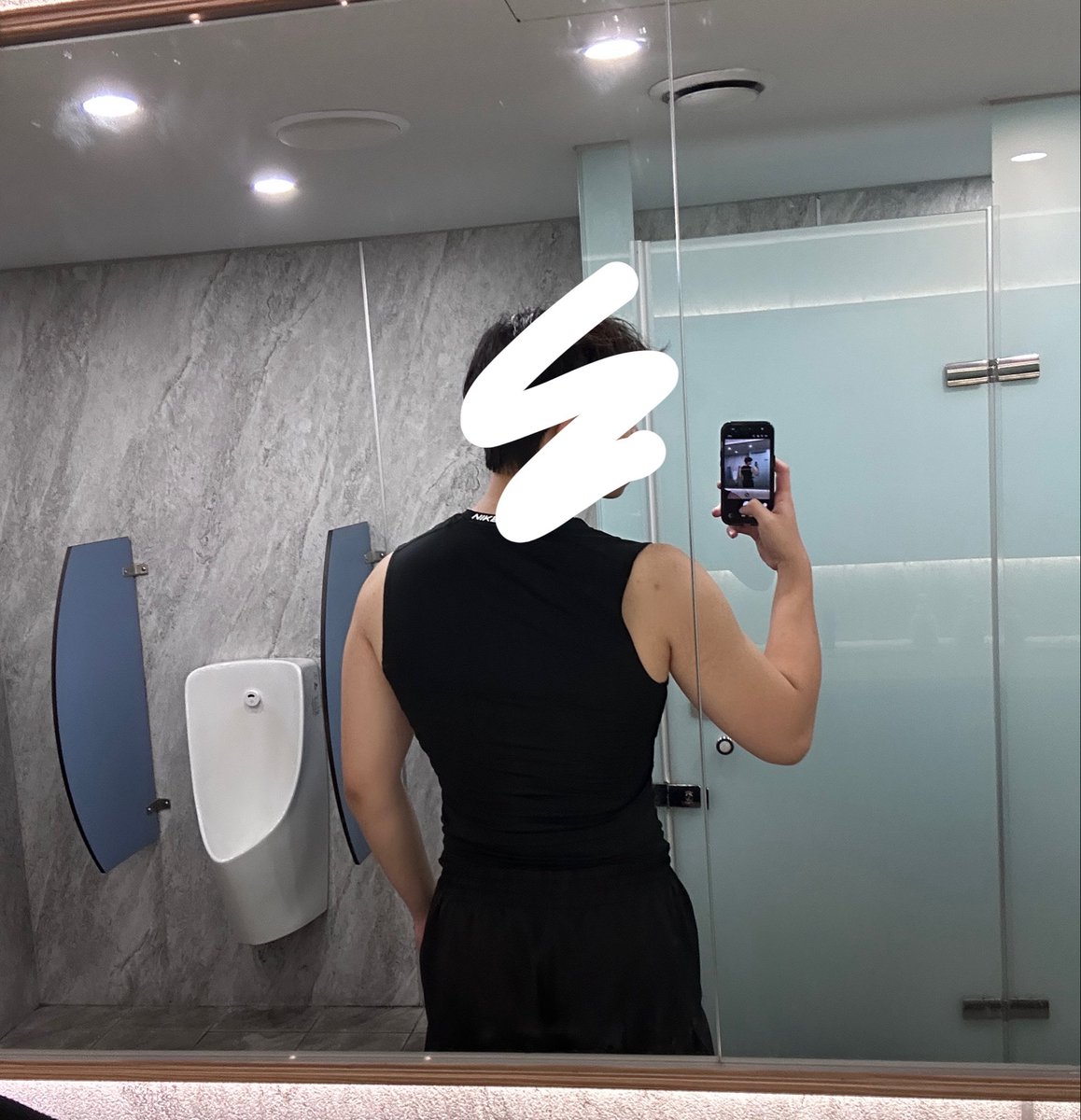 raycheng1225's tweet photo. 想嘗試並完成Locktober需要找主人嗎？還是說自鎖就行了🤔或者有什麼方式能順利達成，順便分享隨便拍的健身照（未充血） https://t.co/pomHdW1GOa