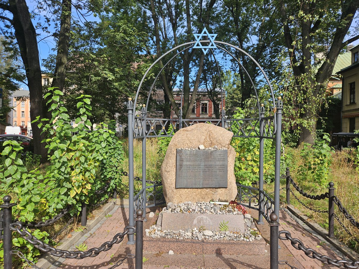 OCCPriceless's tweet photo. Never Again Cannot Be Selective

I recently visited Poland and used the opportunity, while in the Kazimierz district of Kraków, to pay homage to the 65,000 Polish citizens of Jewish nationality from Kraków and its surroundings who were murdered by the Nazis during World War II. Unfortunately, because of my schedule, I could not visit Auschwitz, where more than one million Jews were murdered by the Nazi regime.

Nobody has told them to move on and forget the past. For them, “never again” still means never again. Even the President of Finland, Alexander Stubb, who would likely tell H.E. Simon Ekpa to forget the Biafran genocide, move on, and enjoy the Finnish citizenship they are so desperately trying to take from him, still pays homage to those who lost their lives to the Nazis.

We the people of Biafra can relate to this history because we too were victims of genocide by the Nigerian regime: a regime that invaded our land, illegally annexed it, and is worse than the Nazis. That regime remains in power today and continues a systematic genocide against Biafrans.

When I paid homage to the martyrs in Poland, I did not feel unsafe. When Biafrans remember our martyrs on Biafran territory, the Nigerian regime kills us. After such killings, people like Alexander Stubb smile for photographs with members of that same regime.

Some may call this racism. I call it madness. If Alexander Stubb condemns the Nazis, yet supports those worse than the Nazis; those responsible for the deaths of millions of innocent Biafran children, women, and men, then he, and anyone like him, is a madman.

#ShameOnFinland 
#FinlandFreeSimonEkpa 

@Aki_Nummelin @AulaMK @BrookingsGlobal @CoE_RuleofLaw @FedericaMog @ForeignOfficeKE @FrankAmnesty @freedomhouse @HeikkaRR @HRHFoundation @ihmisoikeus @IHRF_English @ir_rkp @jihadwatchRS  @kokoomus @liandersson @MaiKivela @MariPSRantanen @Mariam__Lambert  @MikkonenKrista @minjakoskela @mtmalinen @NasimaRazmyar @Ofer_binshtok @OliviaSundberg1 @PaavoTeittinen @PACE_LegalHR  @PaiviRasanen @PekkarinenElina @PES_PSE @PS_ekryhma @sirpa_rautio @SingoeiAKorir @teijamakkonenfi @TyttiTup @veronikahonka