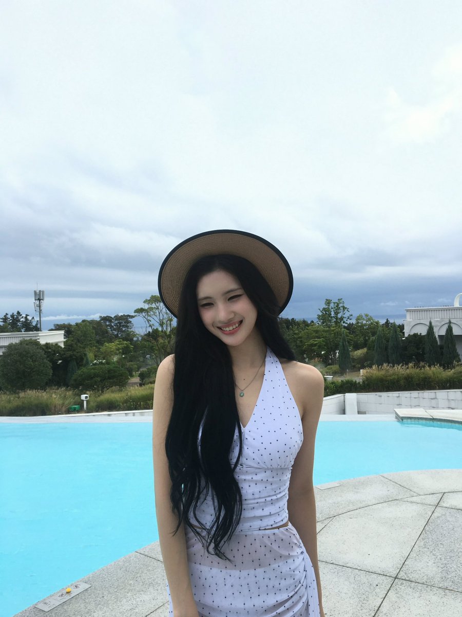 rlawndmx's tweet photo. 아니제발뭔데       주은아 이거뭔데   ..... https://t.co/i5NXTqnFZF