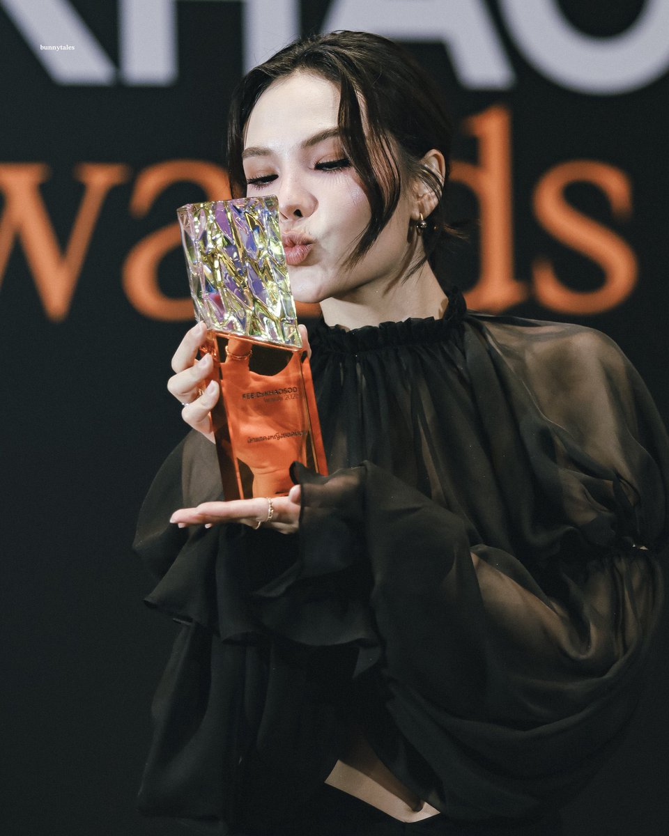 nahm_kk's tweet photo. คนที่ดีใจกับรางวัลที่สุด 🥹 ทะมาย ซญ น่ารักจังเลย 🤏🏻🤏🏻 https://t.co/03hHItCIhr