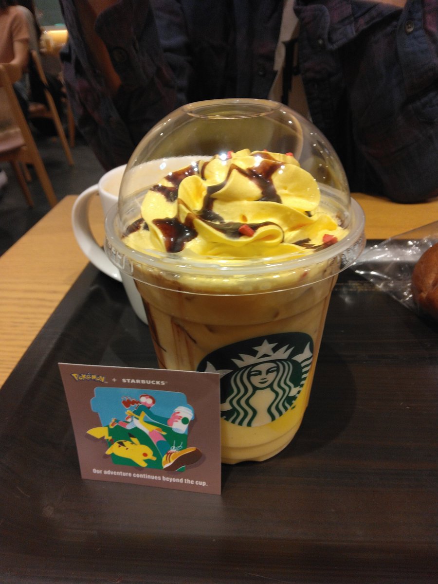 a0w0aa2's tweet photo. 夫と保活お疲れさま会
（でも私ほぼ何もしても無い。ほぼ全て夫が保活してる。なのに私にピカチュウ飲ませに来てくれた。すごい） https://t.co/HljrIYlhMk