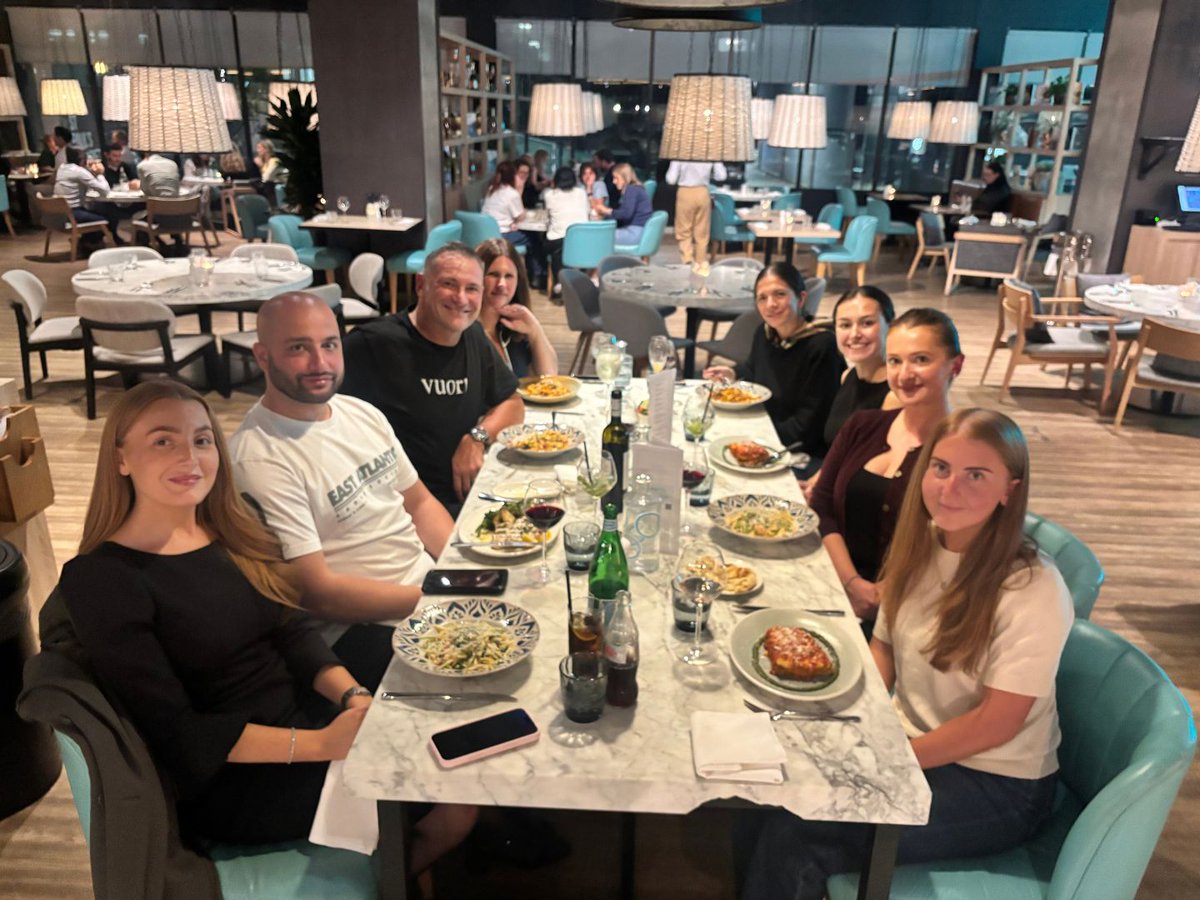 UnitChambers tweet picture