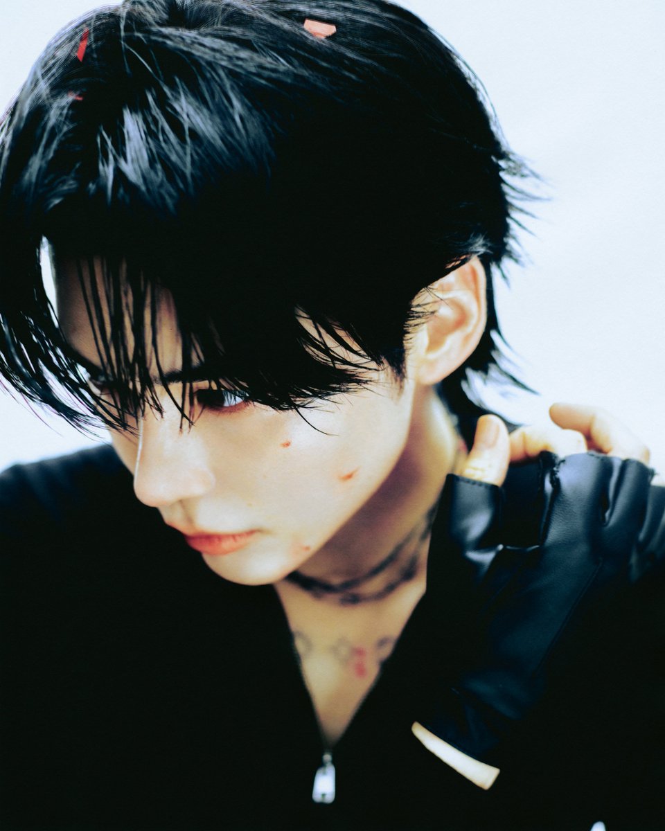 sunghanbin_twt's tweet photo. SUNGHANBIN 1st EP [DEAD:ALIVE]
CONCEPT PHOTO 1

🏍️ Nocturne Ver.
2026.10.12 (MON) 6PM (KST)

#성한빈 #SUNGHANBIN
#DEAD_ALIVE #UNDEAD