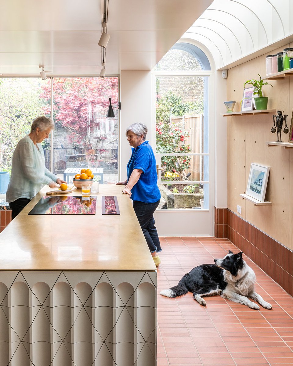BuildItMagazine's tweet photo. What does retrofitting a heat pump involve, how much does it cost, and when does it make sense? Build It’s sustainability and heating experts, Nigel Griffiths and David Hilton, break down what you need to know: https://t.co/PamCNRlGtK https://t.co/FSMdrmh0cV