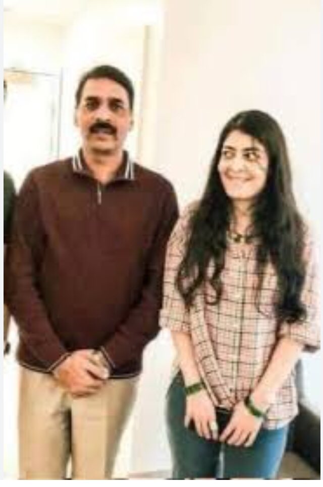 SiddiqiAdnan73's tweet photo. یاد رہے. اس افغانی کتیا اور اس جیسے ہر حرامزادے پاکستانی دشمن کو پروان چڑھانے والا یہ کسی تامل مچھیرے کے پھٹے ہوے جانگیے کے منہ والا آصف کپورا تھا. https://t.co/1vrAvkFIyw