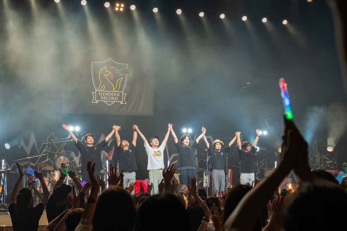 natalie_mu's tweet photo. 藤井隆のレーベルSLENDERIE RECORD
ファミリーコンサートツアー完遂！
和久井映見、早見優、後藤輝基＆YOKOお姉さんが渋公で熱唱
🎶レポート＆写真60枚はこちら
https://t.co/ZarnPjNDsR

#藤井隆 https://t.co/KikZ63D6KF
