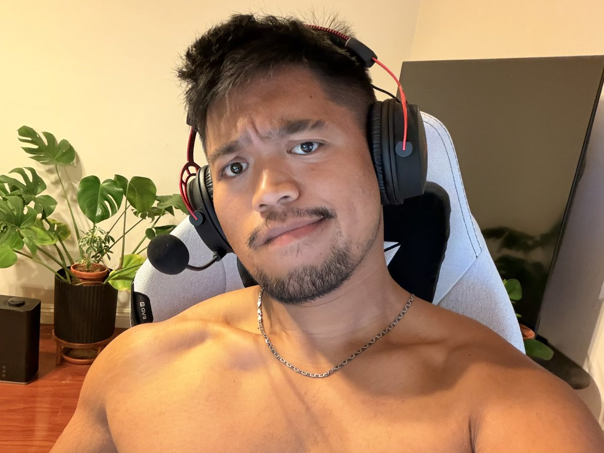 mikeynikeys's tweet photo. Quickplay n chill? https://t.co/N7D1NR5H4K