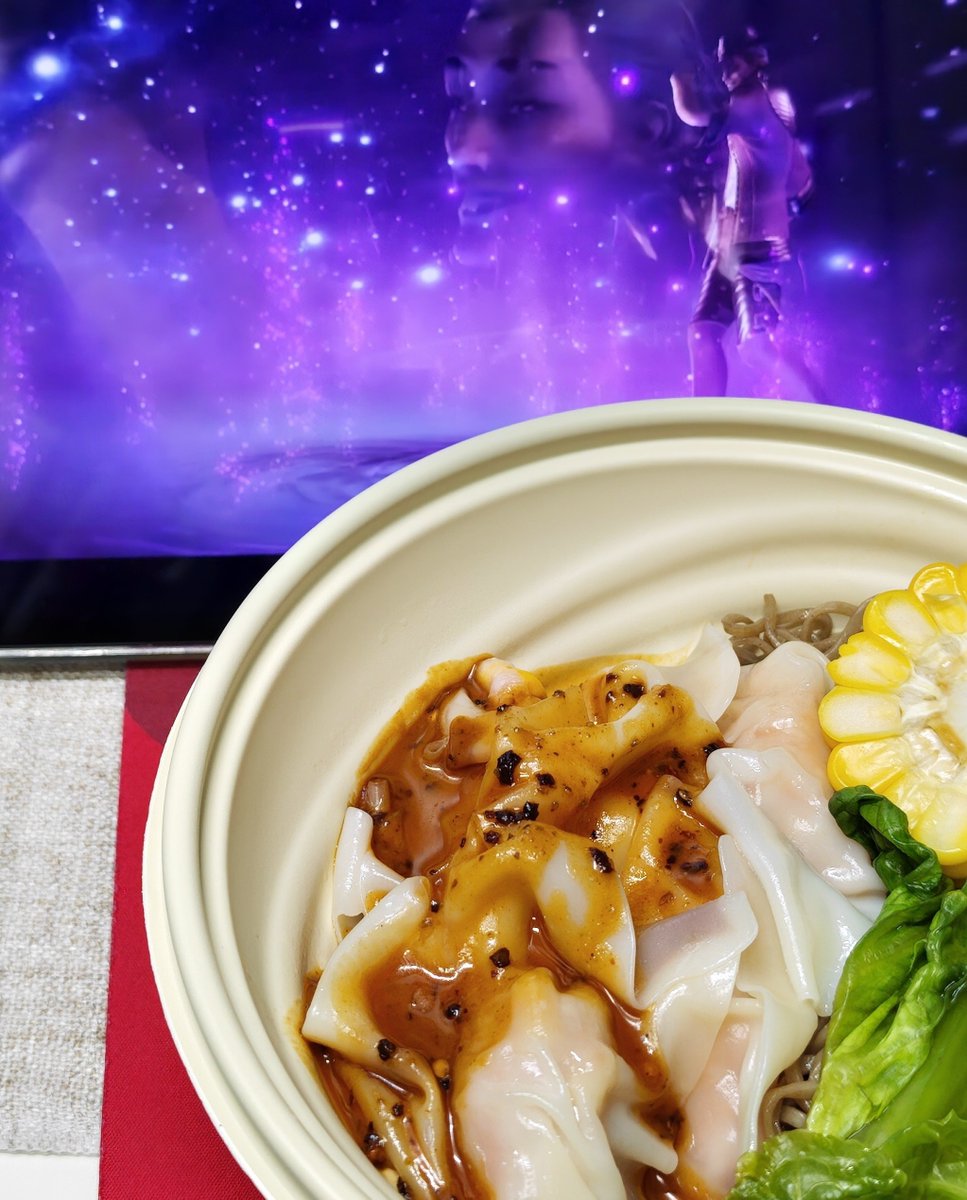 Ro29esth's tweet photo. 😋 https://t.co/xjka9eD2CV