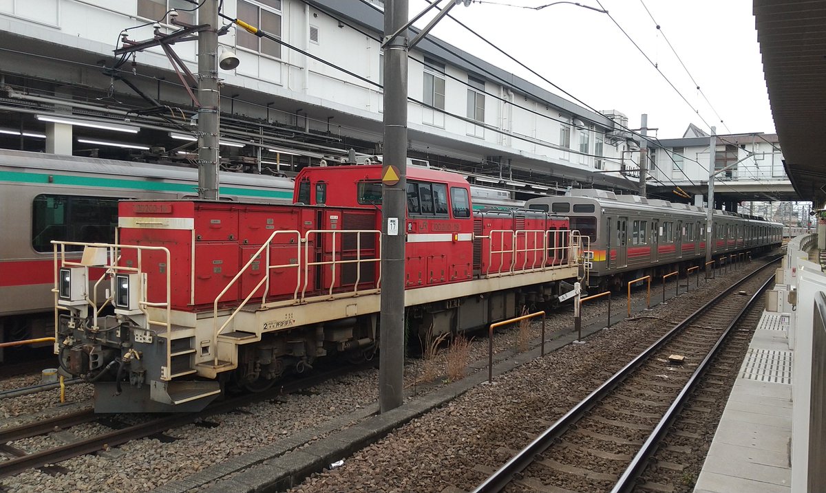 j8614j's tweet photo. 9009Fスタンバイ完了。長津田。 https://t.co/wCG7gUTOFg