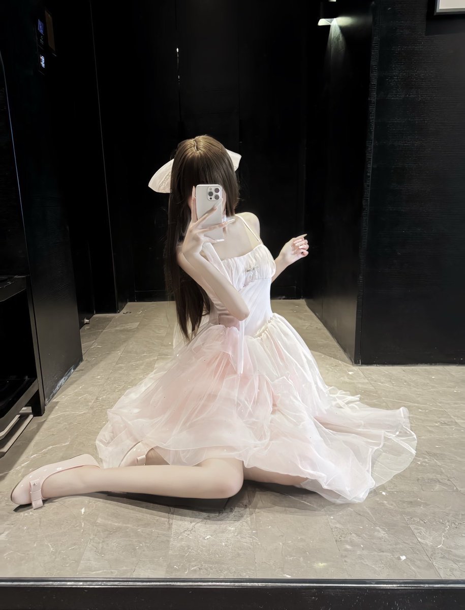 laura53hi6's tweet photo. 美术生  我真的不要🚪啊

真的给b看  不信你试试！

我真是女菩萨啊啊啊 https://t.co/xOhB6zvDGF