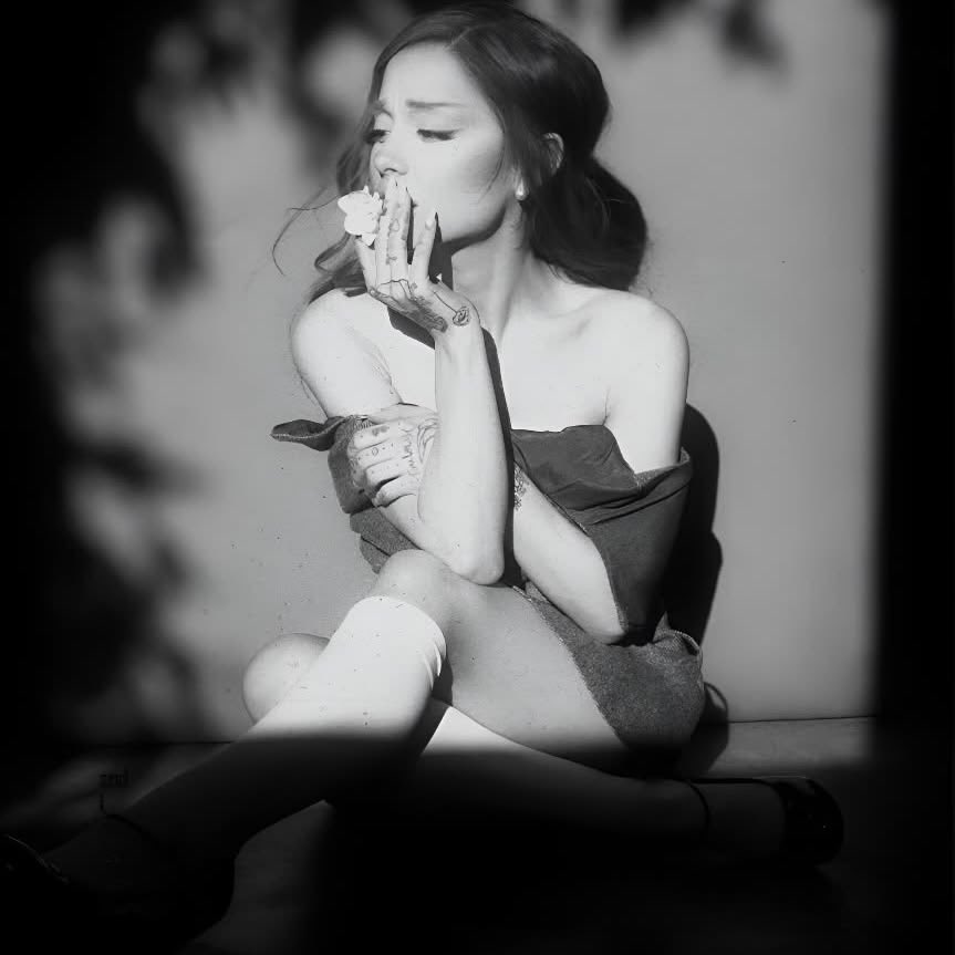 GrandeTourFR's tweet photo. Déjà 2 mois depuis l’album Petal ꕤ
Quelle est votre chanson préférée de l’album ?? https://t.co/MYqJx8bfvC