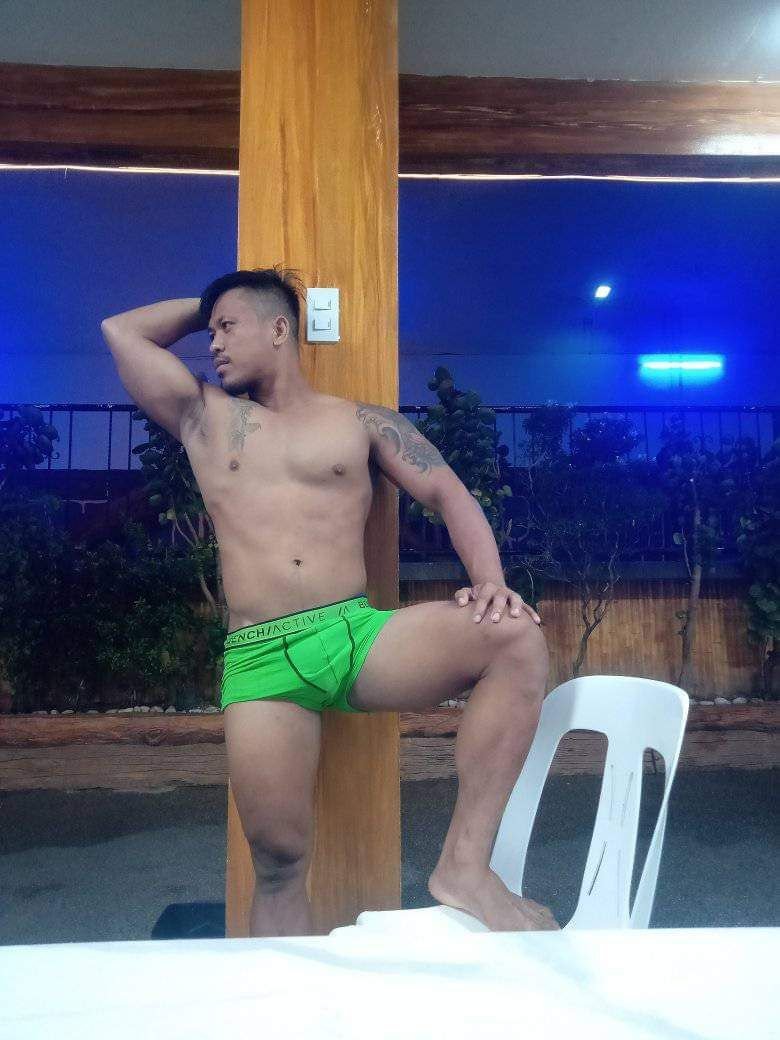 Aljonfucker33's tweet photo. PASERVICE NA KAYO
ROMANSAHAN
HALIKAN LAPLAPAN
RIM KITA 
KANTUTIN KITA
CHUPA MOKO MATAGAL

JAKOL VIDEO ?? KANTOT VIDEO
FULL VIDEO AVAIL NA KAYO SA TG CHANNEL KO PM LANG DITO https://t.co/Kdq7GN161J