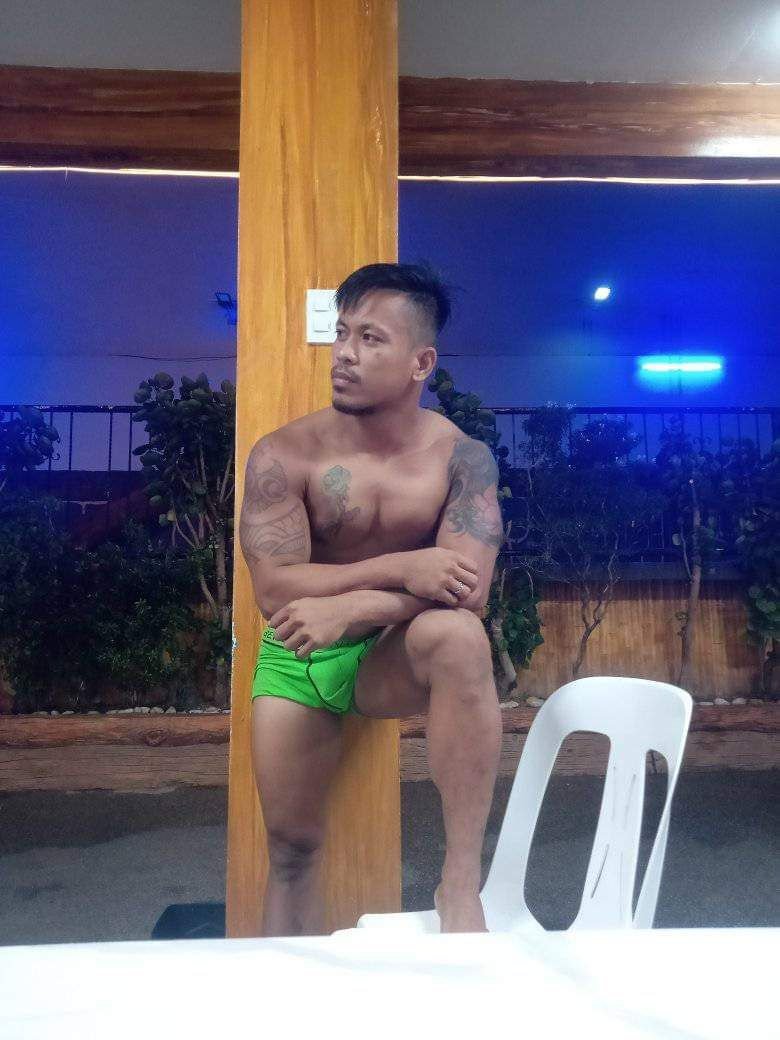 Aljonfucker33's tweet photo. PASERVICE NA KAYO
ROMANSAHAN
HALIKAN LAPLAPAN
RIM KITA 
KANTUTIN KITA
CHUPA MOKO MATAGAL

JAKOL VIDEO ?? KANTOT VIDEO
FULL VIDEO AVAIL NA KAYO SA TG CHANNEL KO PM LANG DITO https://t.co/Kdq7GN161J