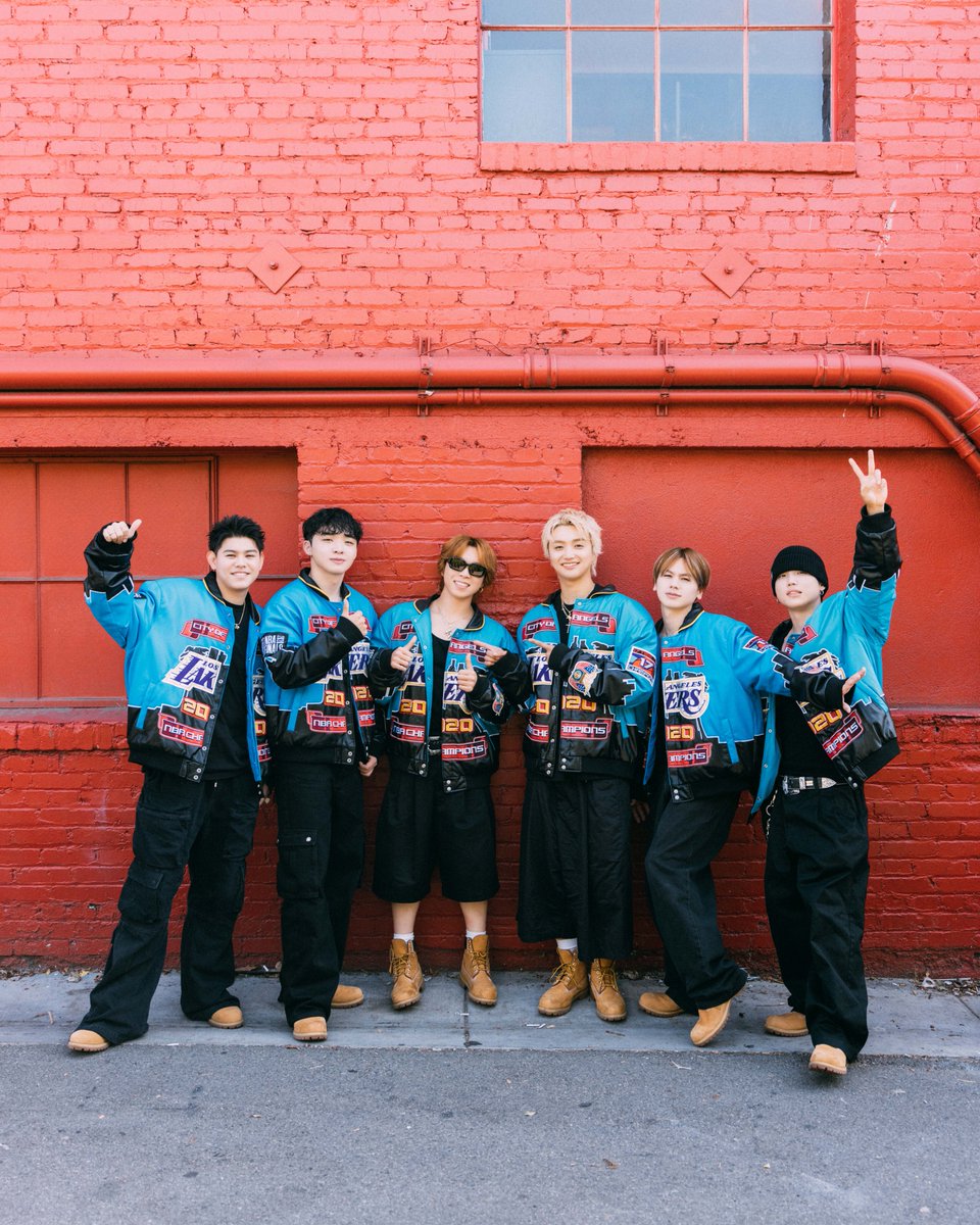 rollingstonejp's tweet photo. 【Billboard】𝗕𝗘:𝗙𝗜𝗥𝗦𝗧
Global EP『WATCH ME』が米Billboard 200で130位にランクイン。
🔗https://t.co/8dt7tMXkhW

━━━━━━━━━━━━━━━━

さらに「World Albums」3位、「Emerging Artists」2位など、複数チャートにもランクイン。

ワールドショーケースも開催中。現在発売中の「Rolling Stone Japan vol.36」では、世界へ向かう6人の現在地を全14ページで特集。

🔗https://t.co/oU7psfKjSV

@BEFIRSTofficial #BEFIRST #BF_WATCHME #BEFIR5T