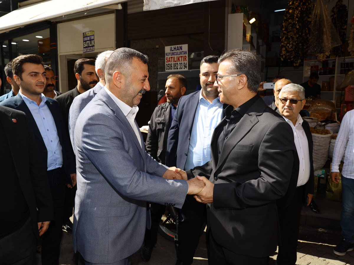 erkangulel's tweet photo. MHP Şanlıurfa İl Başkanımız Ecz. Sn. Osman Mutlu, Siverek ilçe başk. sn. Mahmut Gülel ile birlikte bugün Siverek’te Cumhur İttifakı ortağımız Siverek Belediye Başkanımız Sayın Ali Murat Bucak’ı ziyaret ettiler. https://t.co/2IHLb9jgxj