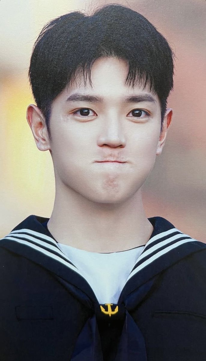 0027O0's tweet photo. 그러고서서 우리를 이러고쳐다보면 뭐 떡이나오냐고 조기전역(ㅜㅜ)이나오냐고 입대하고 간만에 팬들봣다고 막 흐물흐물거림 https://t.co/KWglEcGmdg