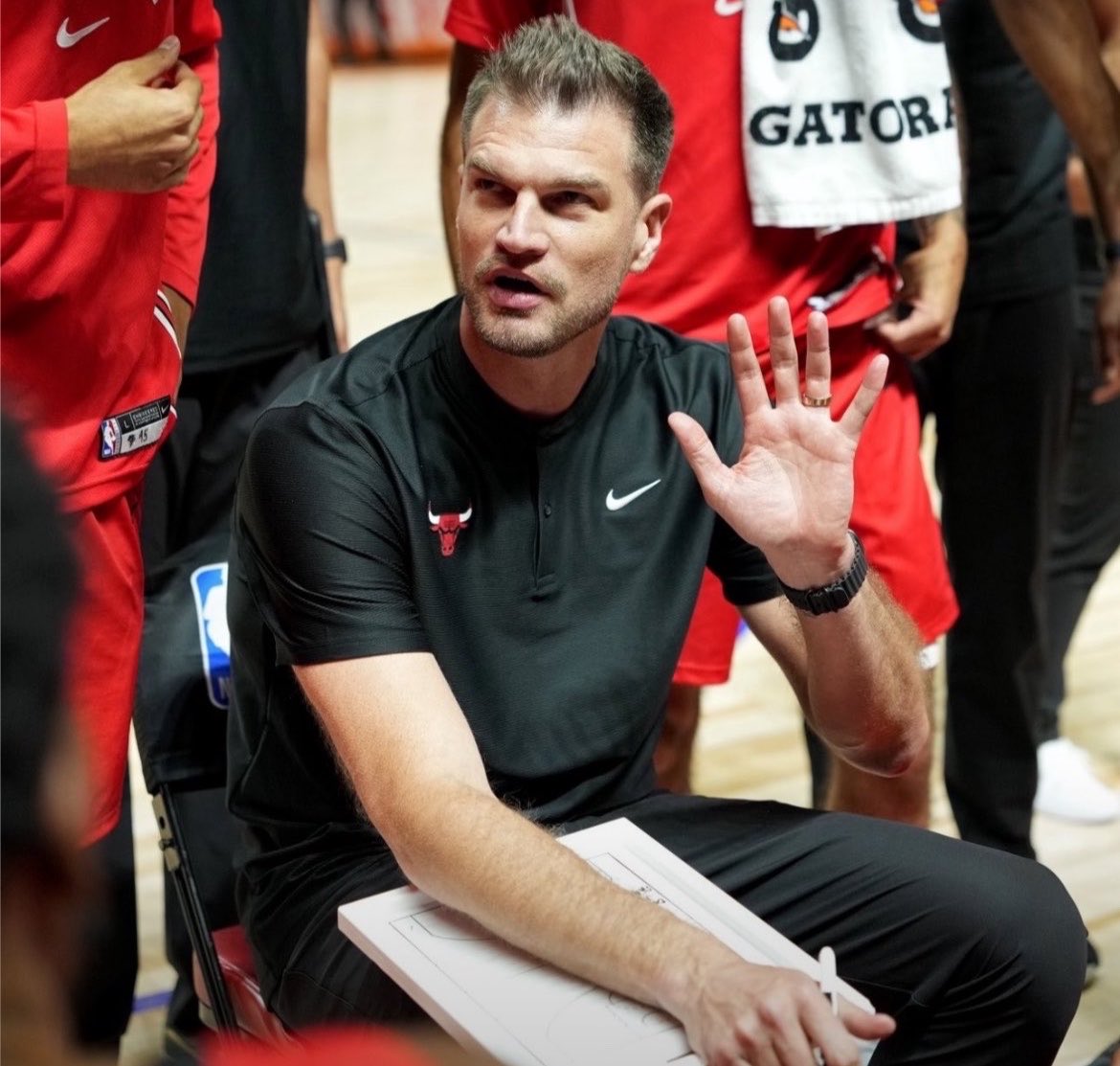 pisounalinha's tweet photo. Caleb Wilson sobre o primeiro treino passado por Tiago Splitter para o elenco do Chicago Bulls.

“Intenso, físico, competitivo. Houve muita comunicação aqui, eu diria que foi ótimo… definiu o tom do que queremos ser como equipe”.

GOSTAMOS! 🇧🇷 https://t.co/9UNtNLSTUu