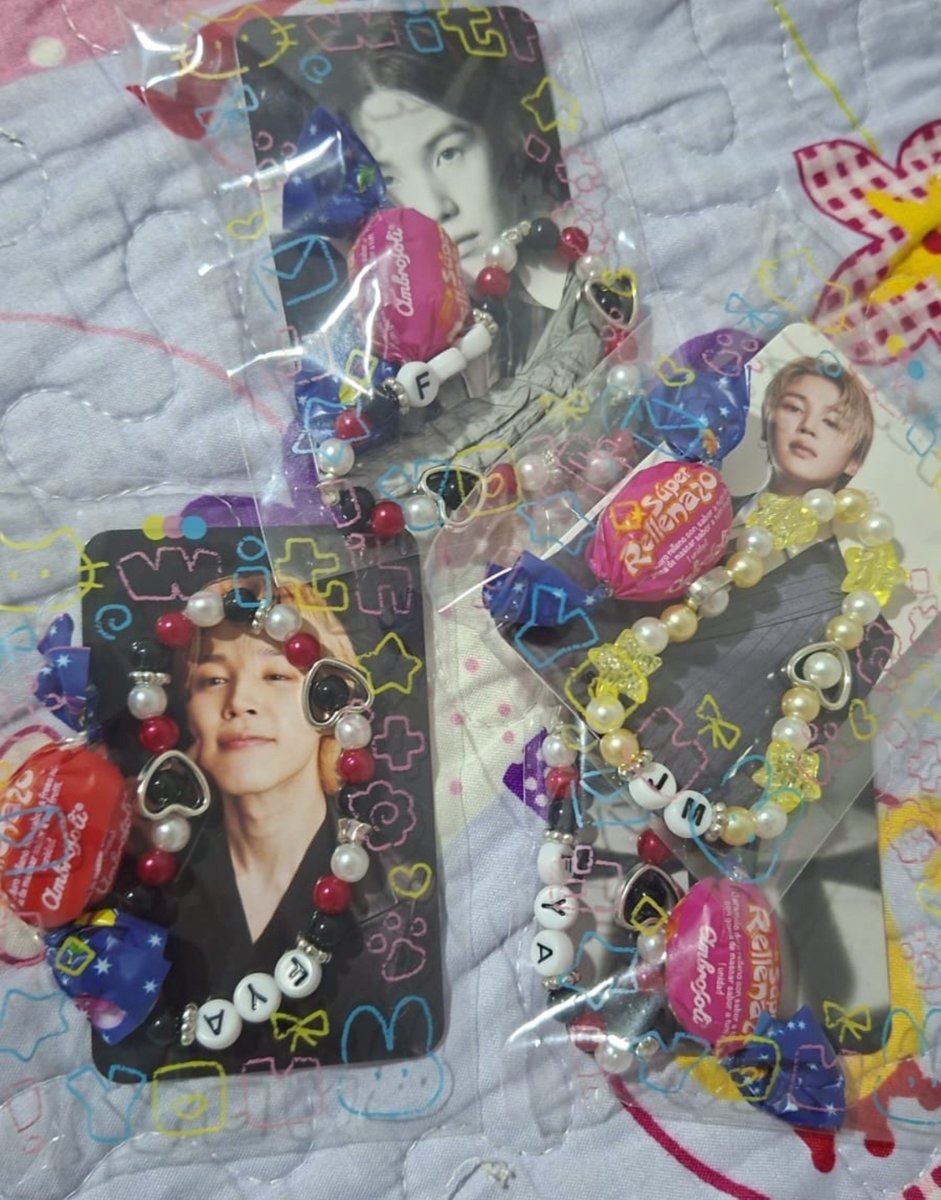 sunikoo_'s tweet photo. @inriniko omggg destino, intercambiamos freebies 👻, aunq los míos son mas pobres https://t.co/DGTErqW9Um