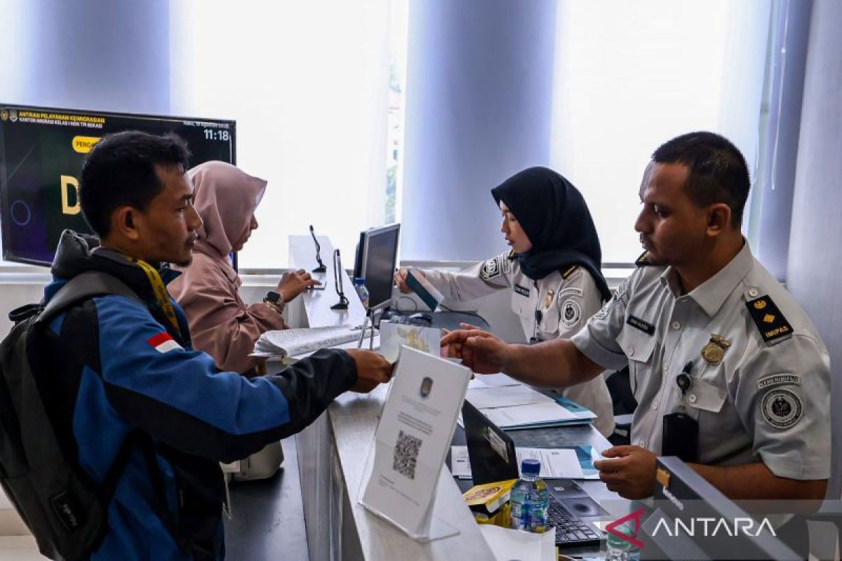 antaranews_bali's tweet photo. Kanwil DJKN Bali: PNBP barang milik negara di Bali tembus Rp50 miliar bali.antaranews.com/berita/414516/kanwil-djkn-bali-pnbp-barang-milik-negara-di-bali-tembus-rp50-miliar #Bali #PNBP #BMN #DJKN #KekayaanNegara https://t.co/W9k77aAxlu