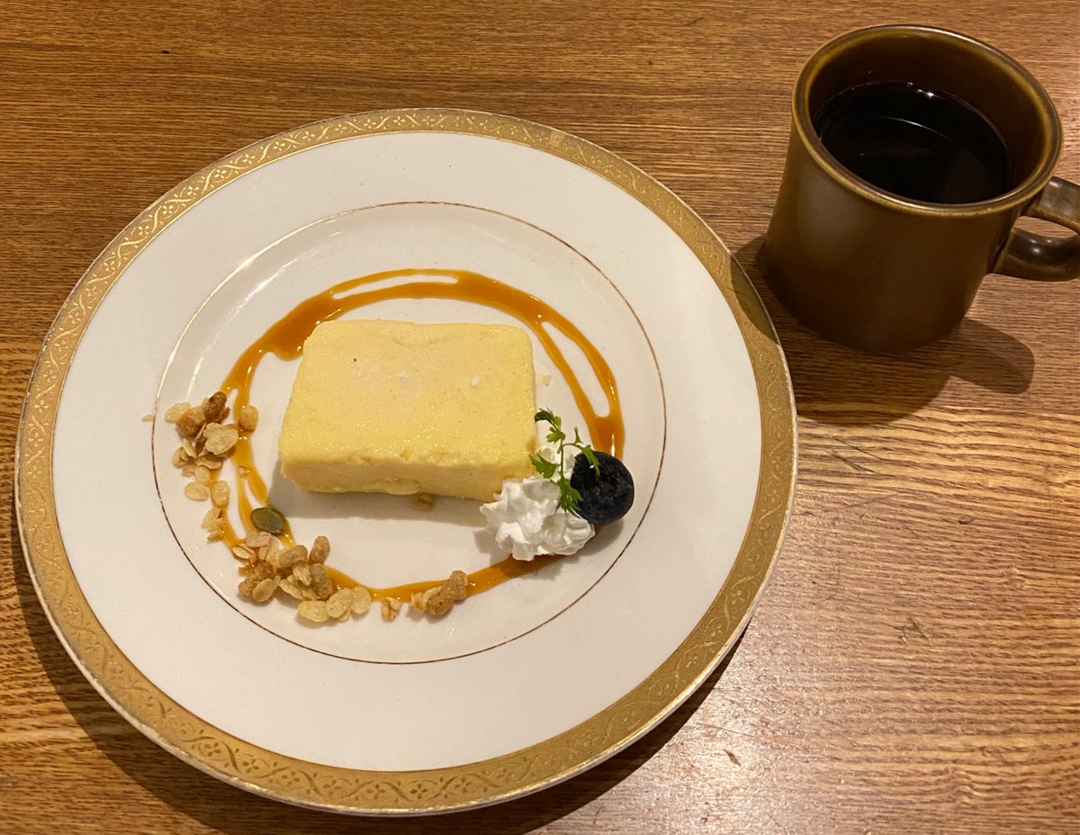 hisui247's tweet photo. 今日は母とランチしてきました✨
久し振りに良いお天気でお散歩日和でした☀️ https://t.co/VYpu6TyEMF