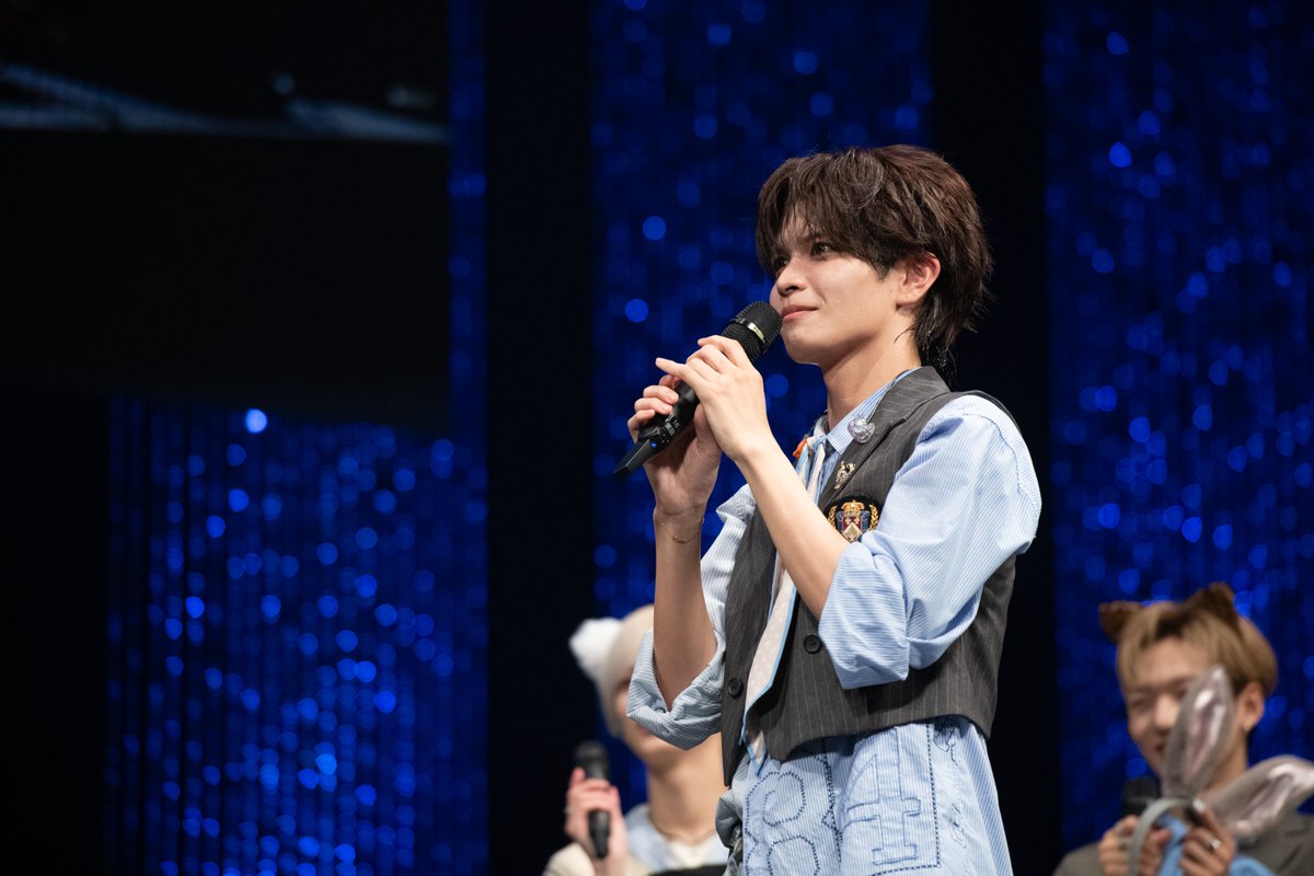 tvasahi_cs's tweet photo. 【ch1】10(土)午後3時～
︵︵︵︵���︵︵︵︵︵︵︵︵︵︵
           ✦アンコール放送✦
＼ 夏の最強あざとソングLIVE🎤／
      #あざとくて何が悪いの？
︶︶︶︶︶︶︶︶︶︶︶︶︶︶︶
[ココに注目☝️]
#OCTPATH のあざとトーク💘

#海帆 #栗田航兵 が番組名物の
「即興あざと寸劇」に挑戦✨
さらにメンバー全員が
出身地の方言でのあざとセリフを披露💌

などなど…"あざとい"が大渋滞!!
必見です🔥

🌐 𝒲𝑒𝒷𝓈𝒾𝓉𝑒 ▼
https://t.co/OnXyNnjI7c

@OCTPATHofficial @azatokute