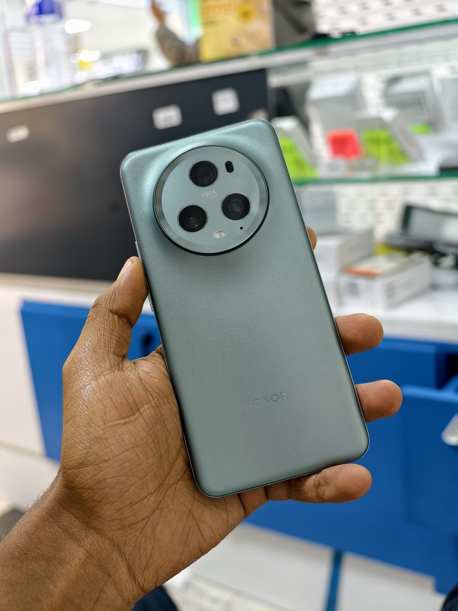 ethioshop123's tweet photo. Honor Magic5 Pro Phone
🎁512/16 RAM GB
🚨Snapdragon 8 gen 2 
🔋 5450 mAh Battery
📸100x Zoom Camera
🫧 OLED Smart Screen
💵Item Price: 69500 Birr
_____________________________
☎️Call to Buy +251940446000
✅Or Call ⓪⑨④⓪④④⑥⓪⓪⓪
👉Join Now https://t.co/NEik1tQq3A https://t.co/M5KQgCfqSm