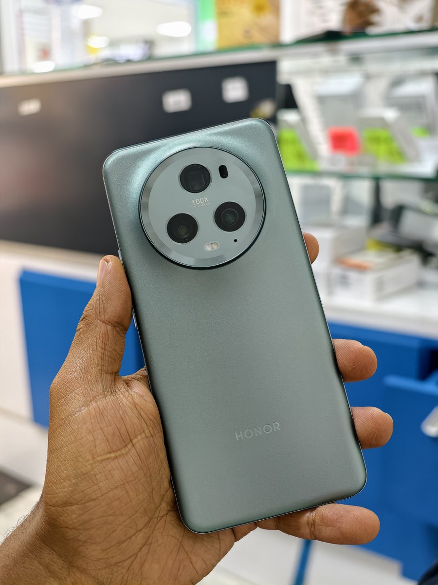 ethioshop123's tweet photo. Honor Magic5 Pro Phone
🎁512/16 RAM GB
🚨Snapdragon 8 gen 2 
🔋 5450 mAh Battery
📸100x Zoom Camera
🫧 OLED Smart Screen
💵Item Price: 69500 Birr
_____________________________
☎️Call to Buy +251940446000
✅Or Call ⓪⑨④⓪④④⑥⓪⓪⓪
👉Join Now https://t.co/NEik1tQq3A https://t.co/M5KQgCfqSm