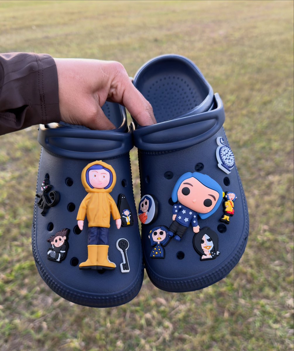 Victoriamusic's tweet photo. Photo by Artesanato da cabeça aos pés on July 27, 2026. May be an image of baby shoes, sandals, and text. https://t.co/D1LIqm9gfV