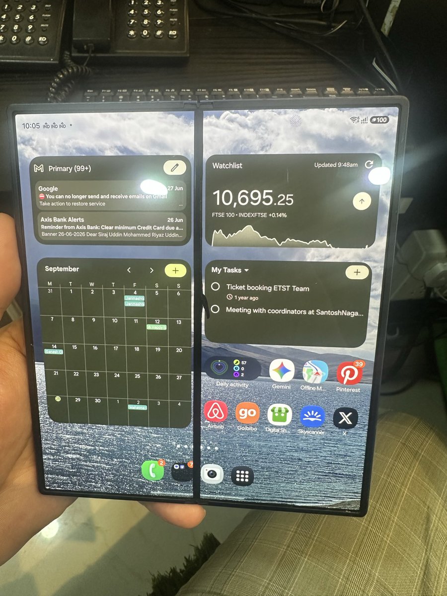 sirajuddinz2's tweet photo. The inner screen of my Samsung Galaxy Z Fold6 has developed damage along the centre, despite no drop, impact, or other noticeable incident. I’ve rarely used the foldable screen, so this is especially disappointing. @SamsungIndia, I’d appreciate your help in resolving this. https://t.co/0abRibleu1