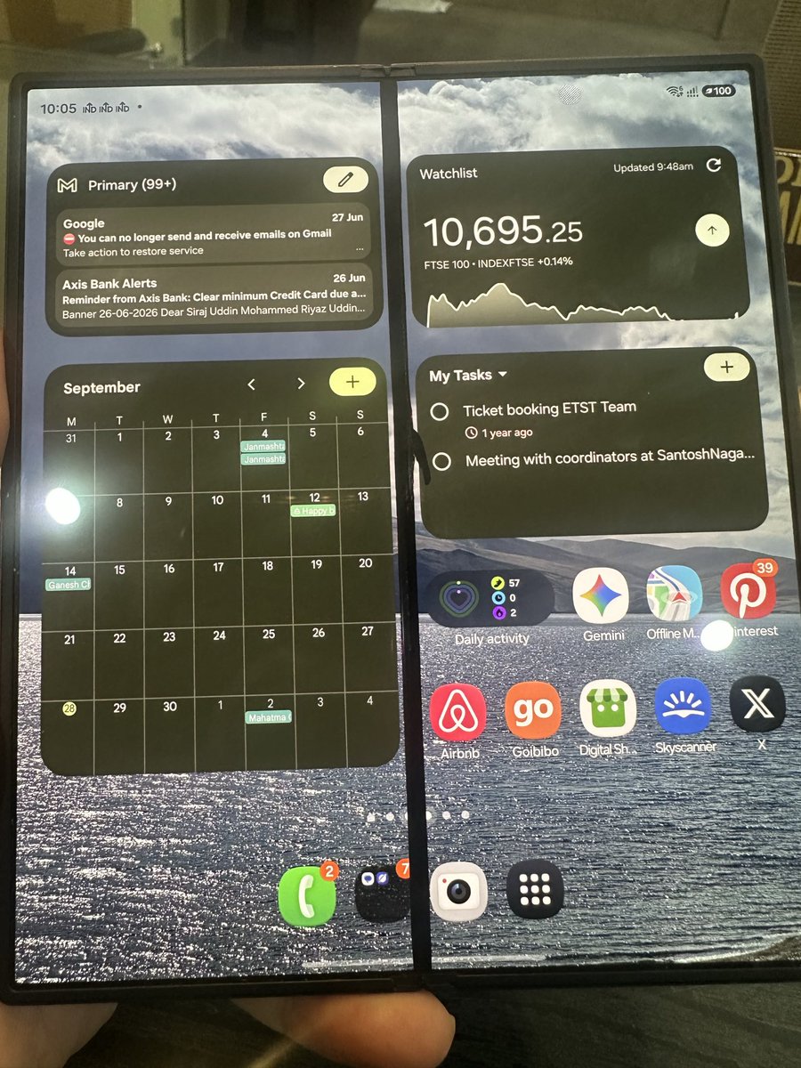 sirajuddinz2's tweet photo. The inner screen of my Samsung Galaxy Z Fold6 has developed damage along the centre, despite no drop, impact, or other noticeable incident. I’ve rarely used the foldable screen, so this is especially disappointing. @SamsungIndia, I’d appreciate your help in resolving this. https://t.co/0abRibleu1