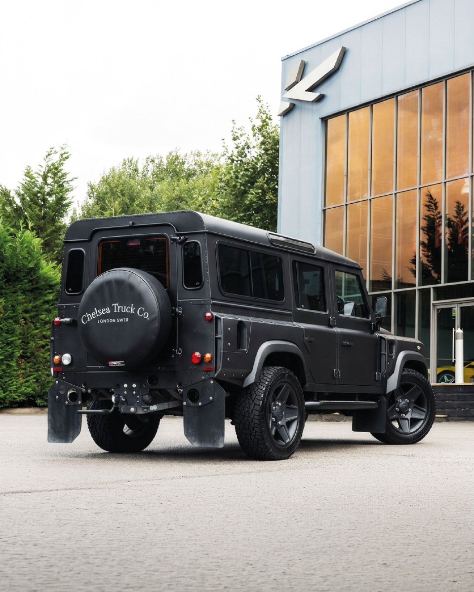 ChelseaTruckCo's tweet photo. VEHICLE FOR SALE: Land Rover Defender 90 Wide Track
Price: £64,999.00

Year: 2014
Mileage: 34,773
Engine: 2.2L TDCI

Exterior: Volcanic Rock Satin
Interior: Black Leather and Alcantara

Tel: +44 (0) 20 7751 4555
Mob: +44 (0) 77986 66600
WhatsApp: +447857748236

#defender110 https://t.co/CzmQH2VXya