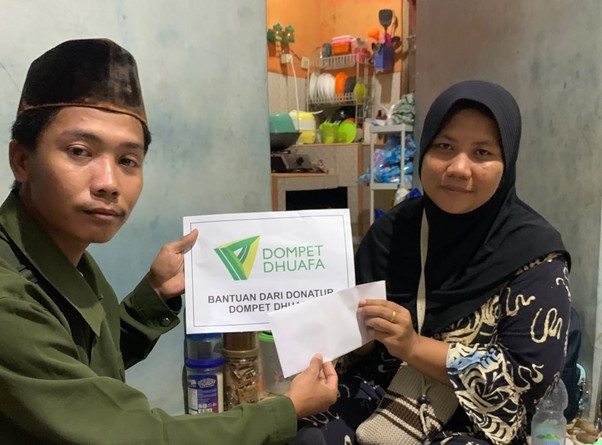 dompetdhuafaorg's tweet photo. Dompet Dhuafa Perkuat Keteguhan Keluarga ABK yang Gugur di Perairan Gunung Anak Krakatau

https://t.co/awSt3aW1em https://t.co/f8B7gX43TB