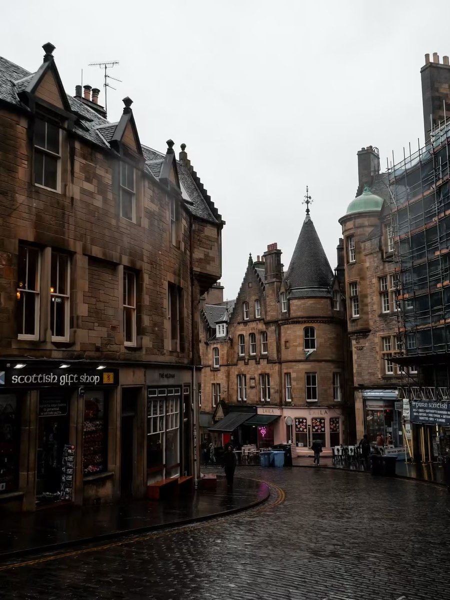 Alina_bloom79's tweet photo. Edinburgh, Scotland.. 🏴󠁧󠁢󠁳󠁣󠁴󠁿 https://t.co/jWcVdYCU2T